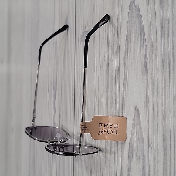 Frye and Co. Sunglasses - Picture 3 of 7